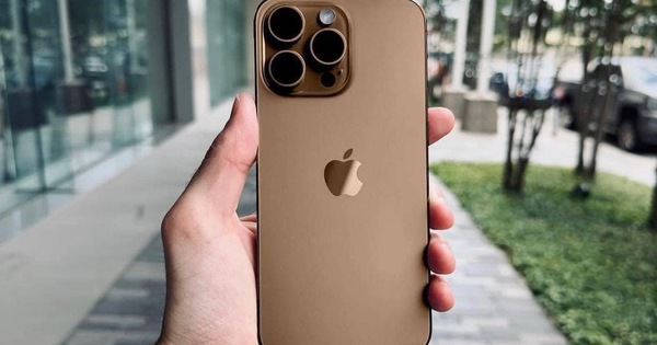 Hình ảnh iPhone 16 Pro với màu “titan sa mạc” mới, khác xa màu vàng mà chúng ta tưởng tượng!