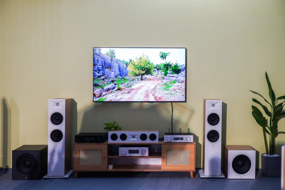 Tin công nghệ 25-8: JBL Stage 2 và JBL MA series giúp nâng tầm không gian giải trí tại gia.