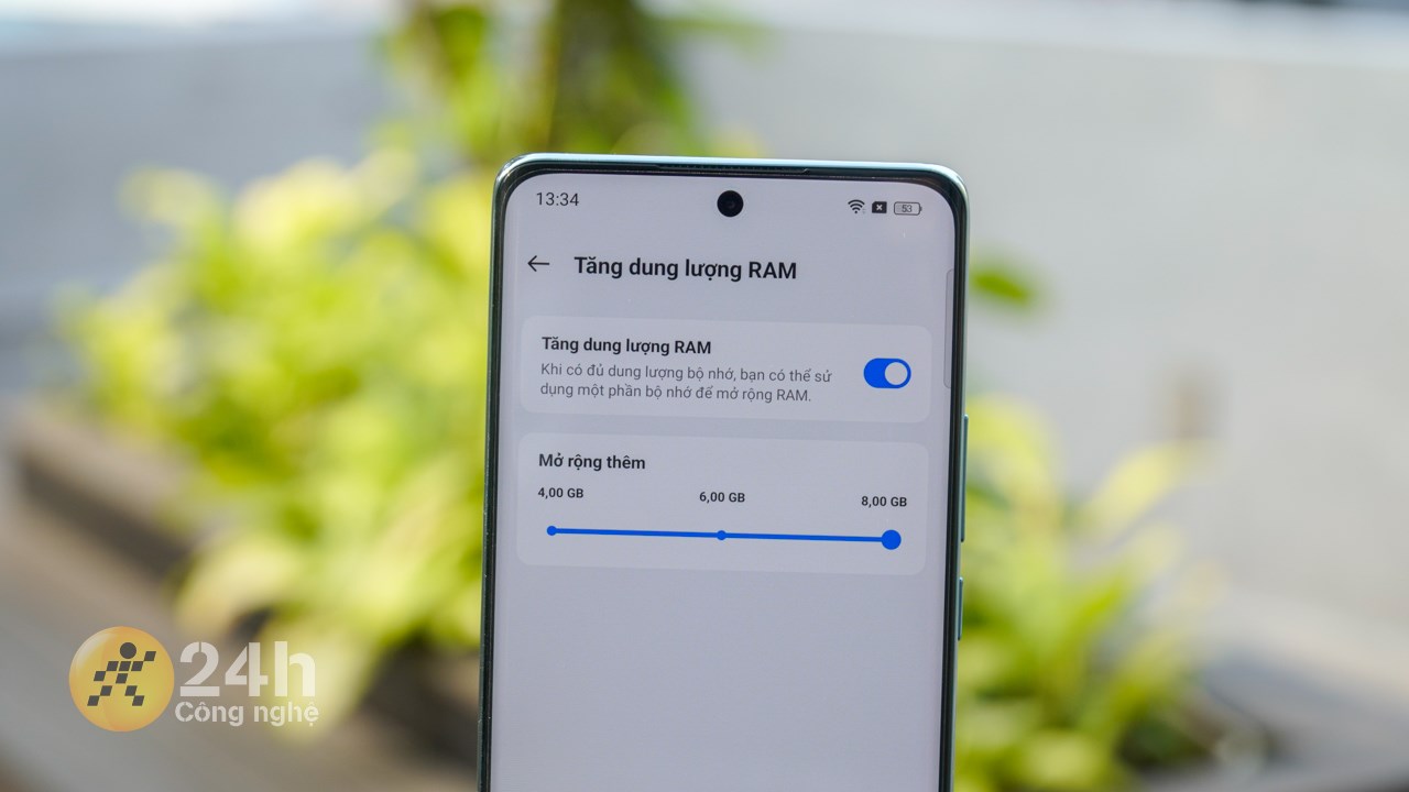 OPPO Reno11 5G còn được trang bị dung lượng RAM lớn.