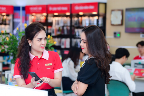 Viettel Store là một trong những điểm bán iPhone uy tín hàng đầu